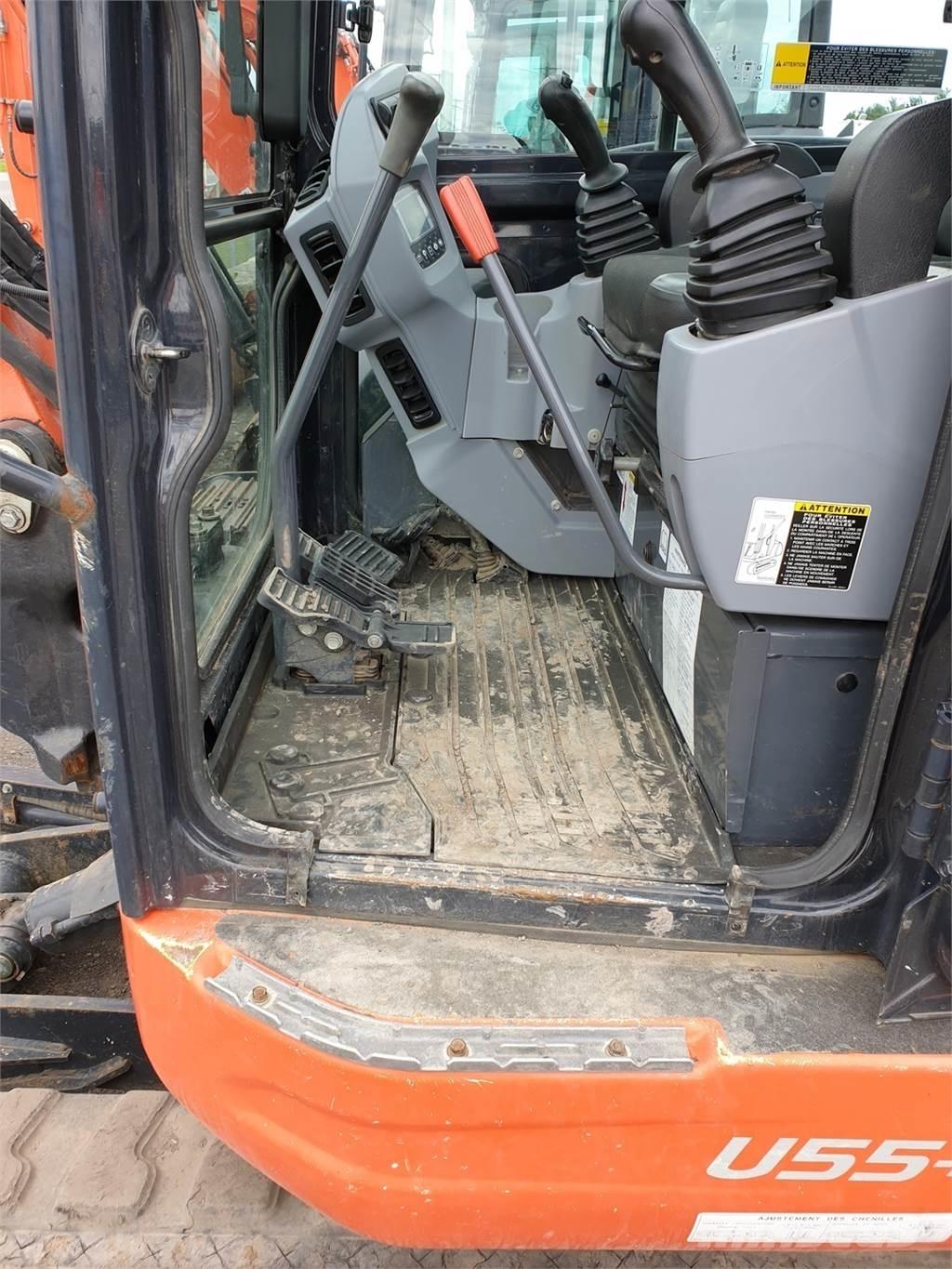 Kubota U55-4 Escavatori gommati