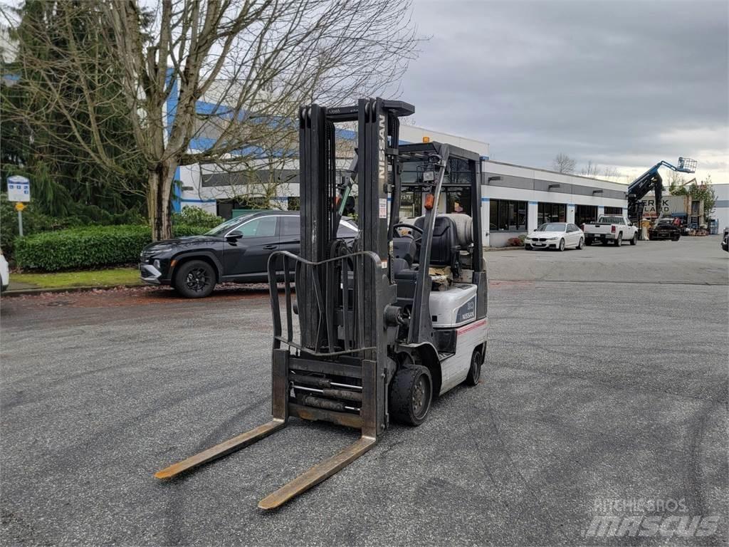 Nissan MCPL01A15LV Costruzioni - Altro