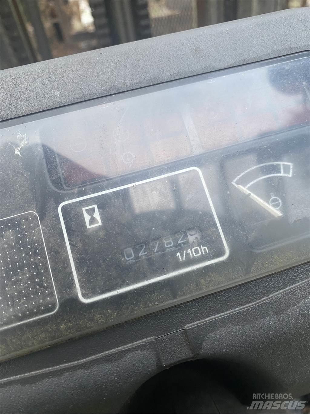Nissan PJO2A25V Costruzioni - Altro
