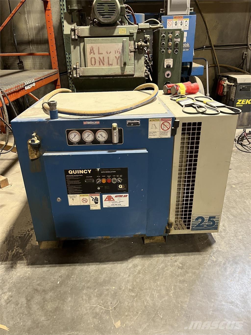 Quincy QMB25ACA32SF Compressori