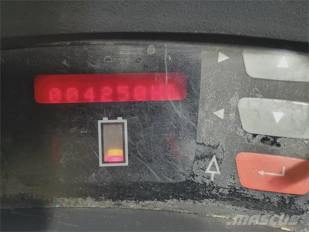 Raymond 425-C40TT Costruzioni - Altro