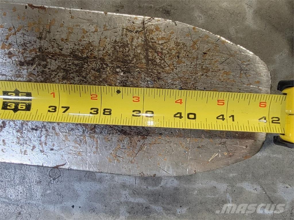 Raymond 425-C40TT Costruzioni - Altro