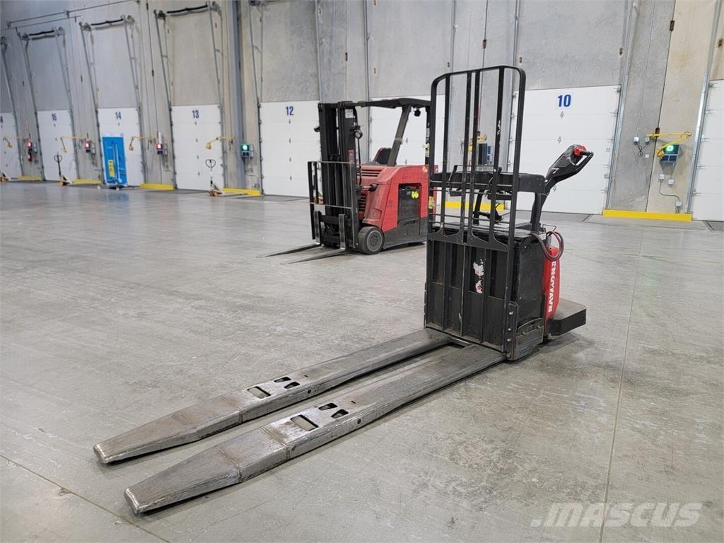 Raymond 8410 Costruzioni - Altro