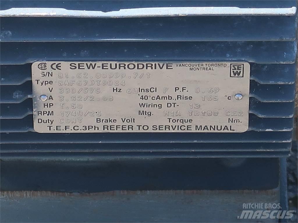  SEW SAF67DT90S4 Motori industriali