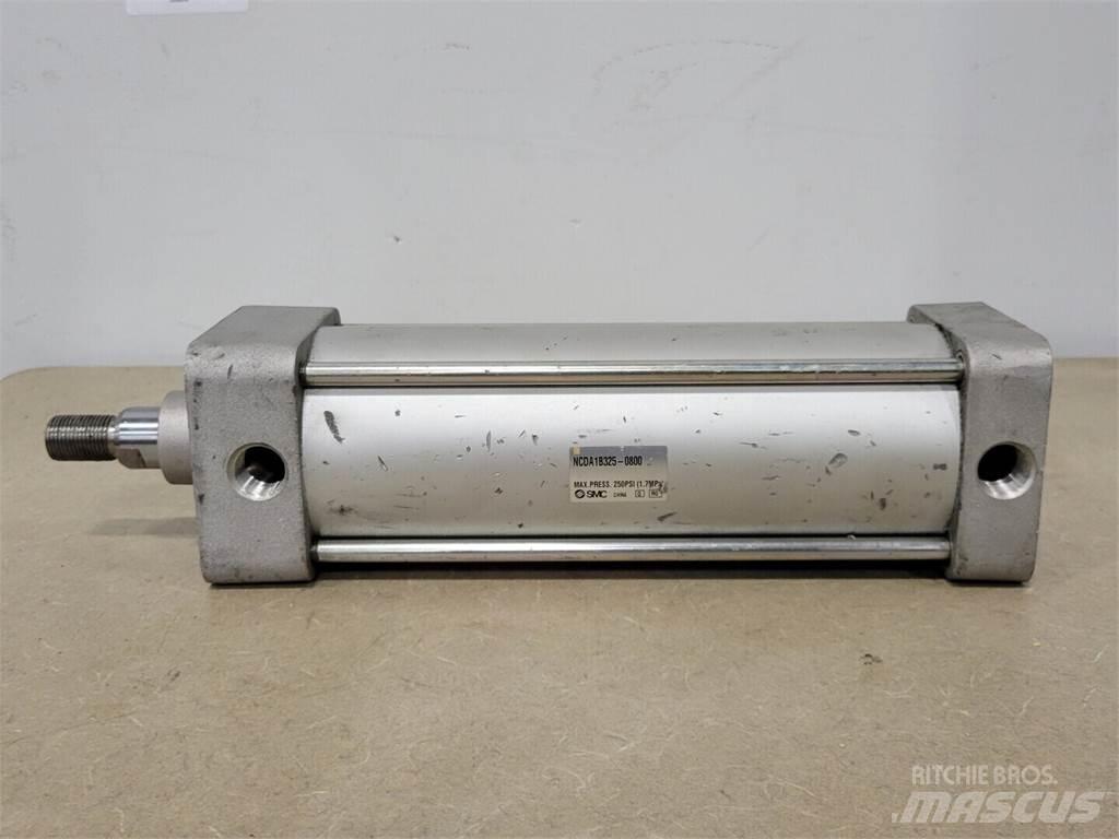SMC NCDA1B325-0800 Trasporto - Altro