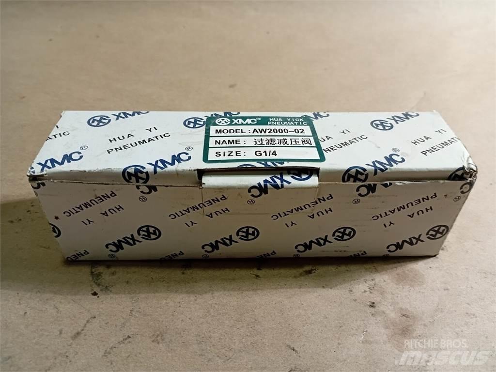  XMC AW2000-02 Costruzioni - Altro