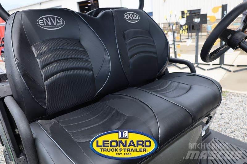  eNVy NV-4 Golf cart