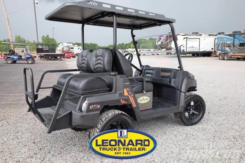  eNVy NV-4 Golf cart