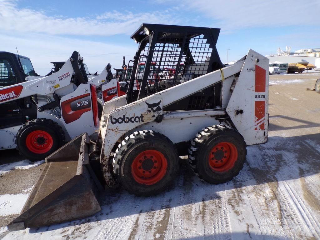 Bobcat 843B Mini Pale Gommate