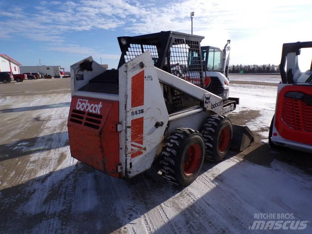 Bobcat 843B Mini Pale Gommate