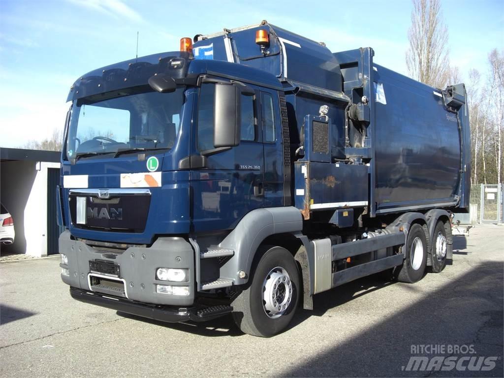 MAN 26360FNLL / RECHTSGEST. Camion dei rifiuti