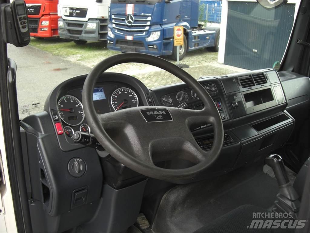 MAN 8180L Motrici centinate