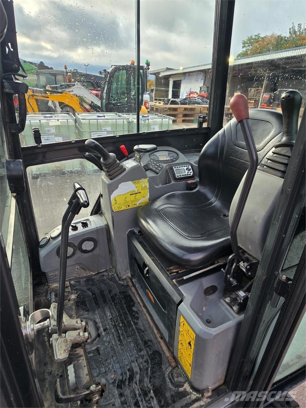 Bobcat E17 Escavatori cingolati