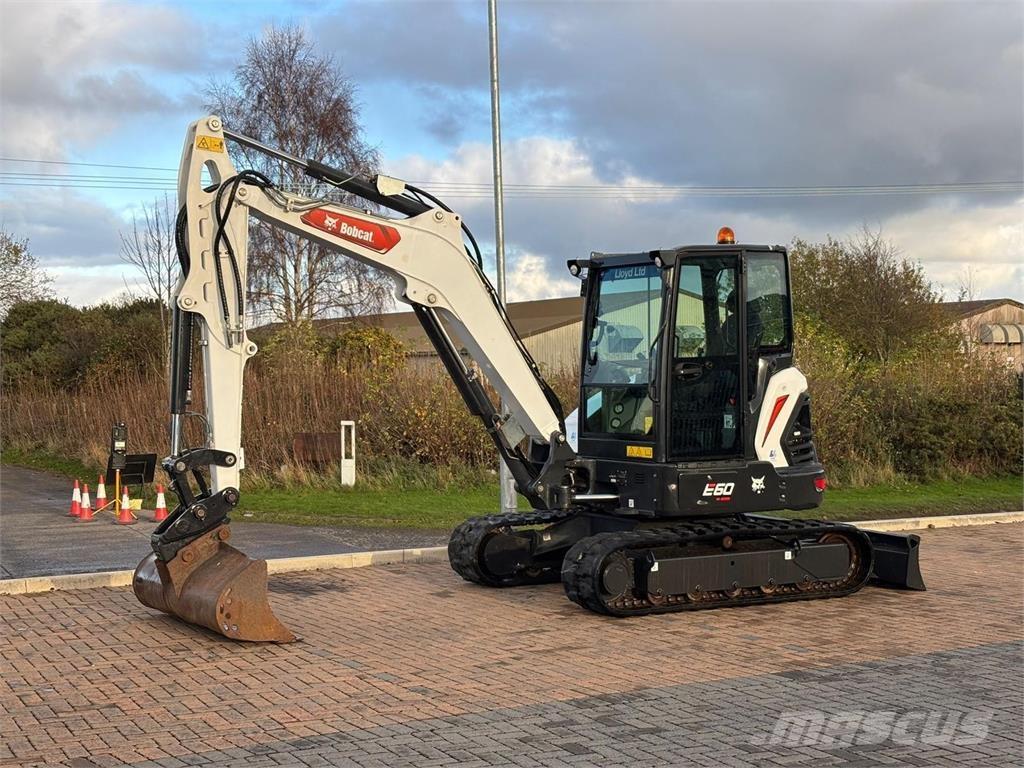 Bobcat E60 Escavatori cingolati