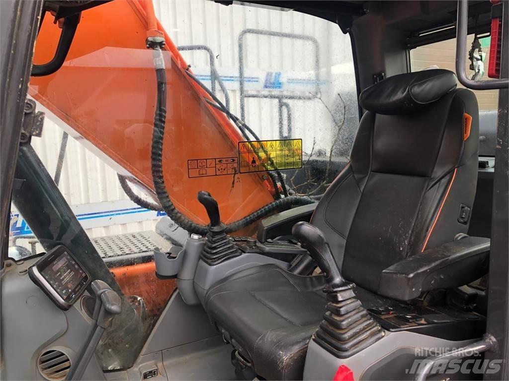 Develon Dx225lc-7 Escavatori cingolati
