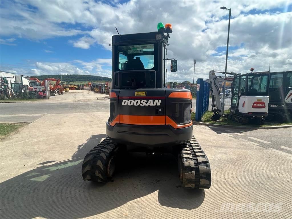 Doosan DX50z Escavatori cingolati