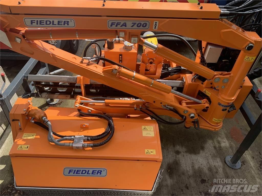 Fiedler FFA700 Costruzioni - Altro
