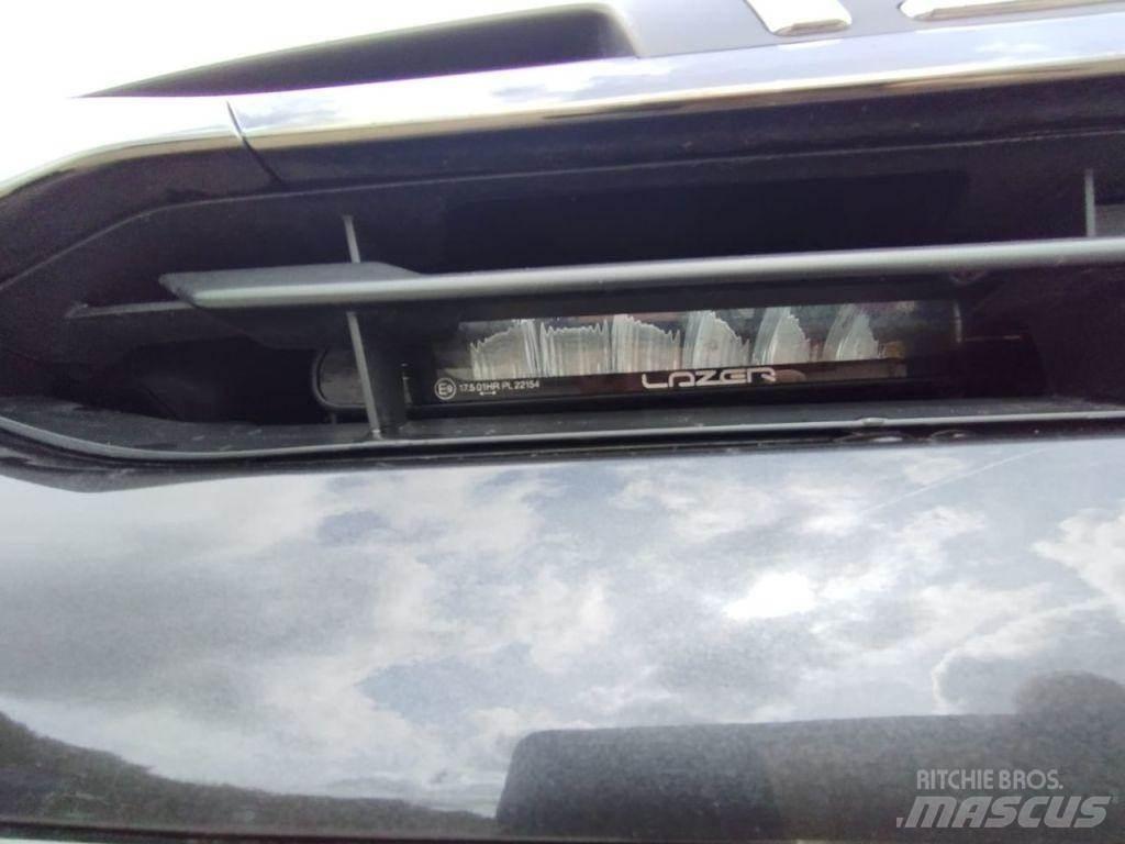 Isuzu V-Cross Pick up/Fiancata ribaltabile