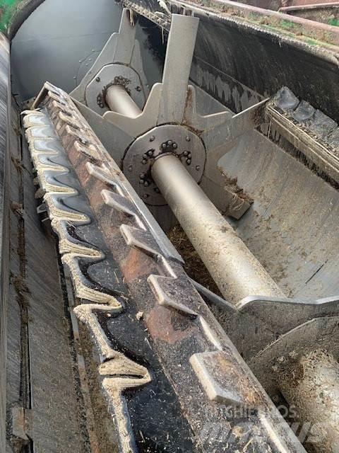 Keenan MF380 Costruzioni - Altro