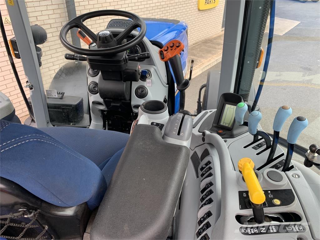 New Holland T7.210 Trattori