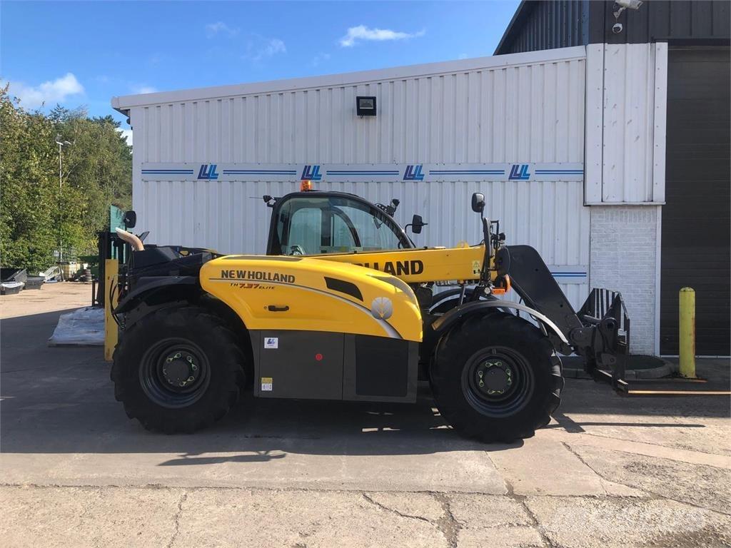 New Holland TH7.37 Sollevatori telescopici