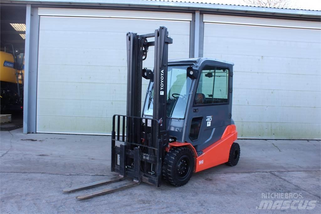 Toyota 4T Forklift Carrelli elevatori-Altro