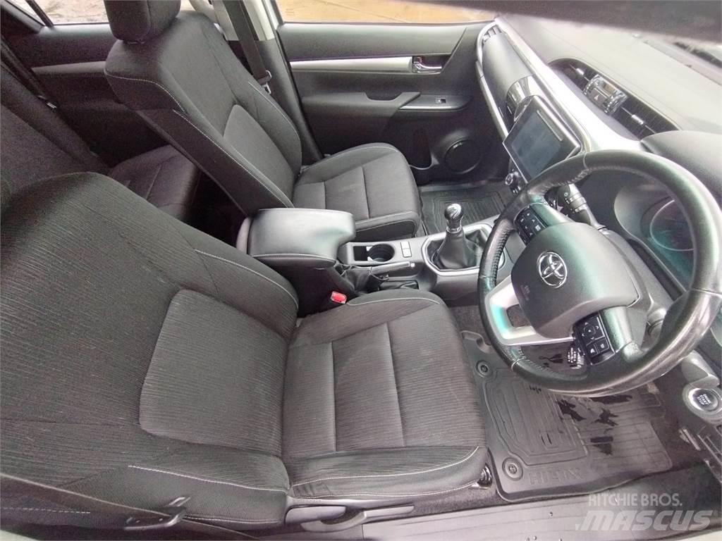 Toyota Hilux Pick up/Fiancata ribaltabile