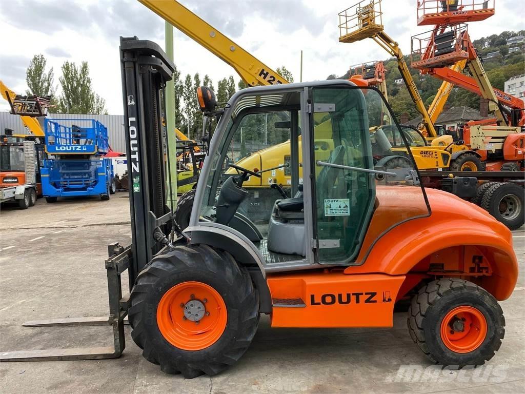 Ausa C300H Elevatore per esterni