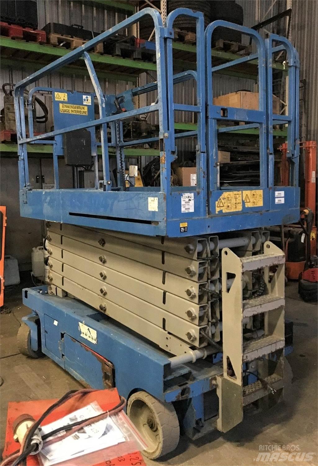 Genie GS-4047 Piattaforme a pantografo