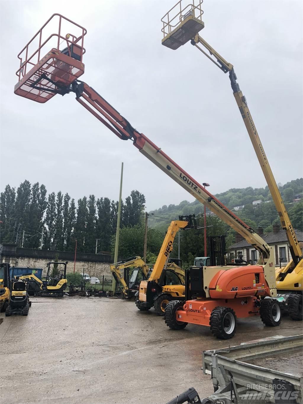 JLG 800AJ Piattaforme cingolate, Piattaforme a ragno e Montacarichi