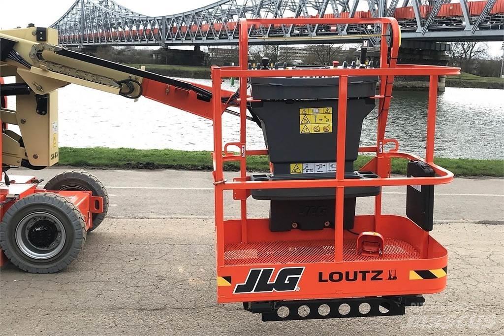 JLG E300AJP Piattaforme cingolate, Piattaforme a ragno e Montacarichi