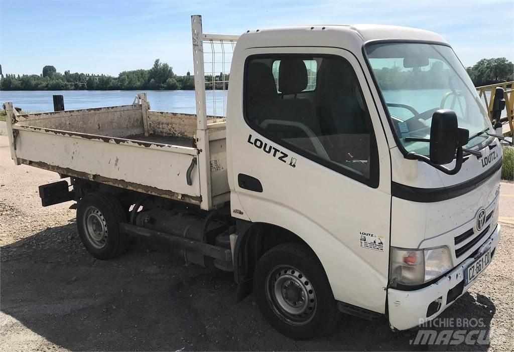 Toyota NT21Y Camion ribaltabili