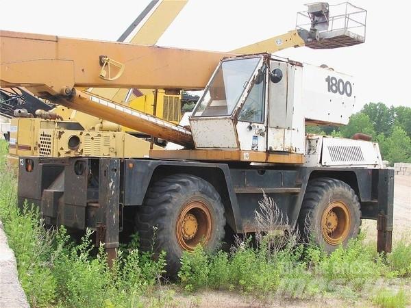 Drott 1800 Gru per tutti i terreni