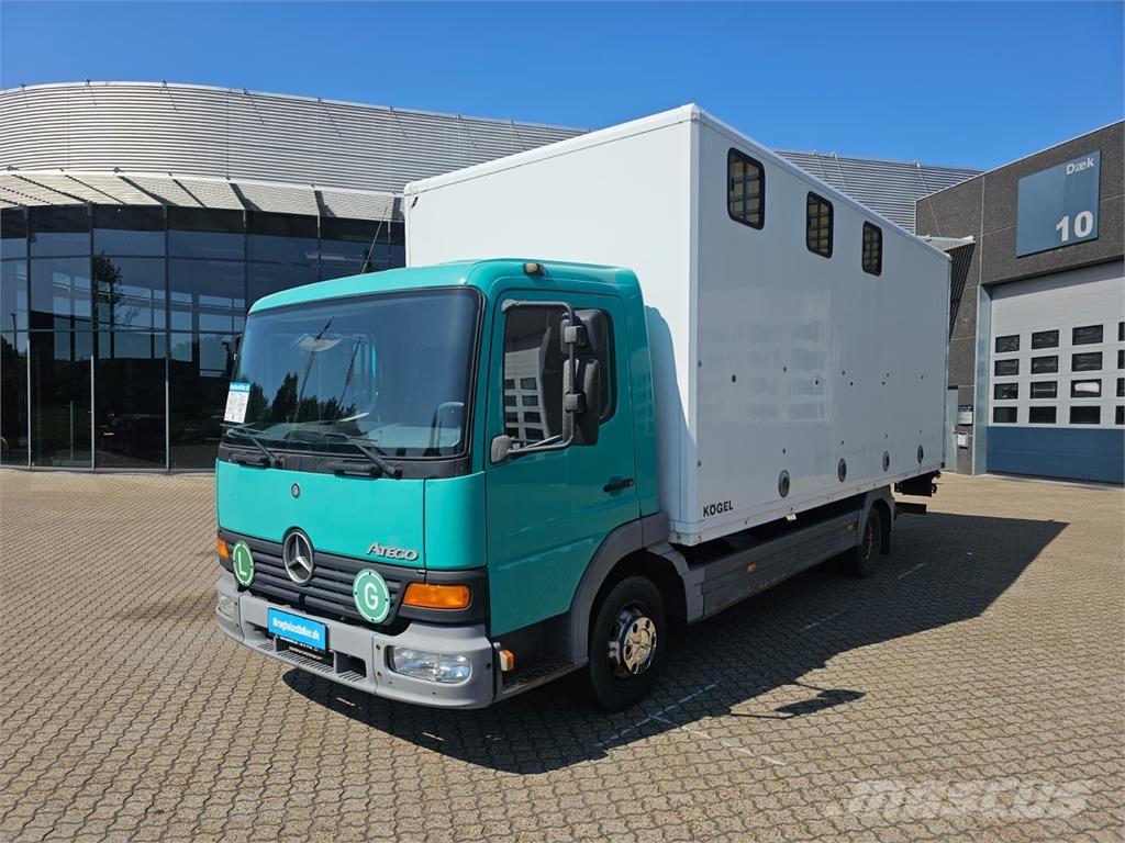 Mercedes-Benz Atego 817 Camion per trasporto animali