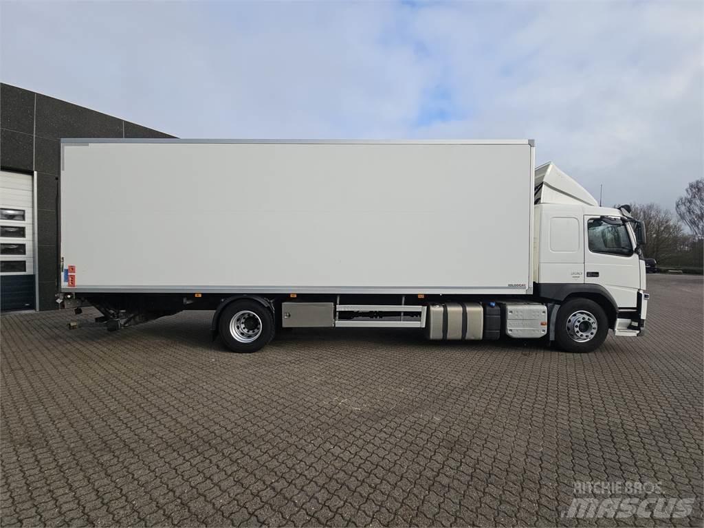 Volvo FM330 Camion a temperatura controllata