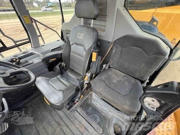 CAT 730 Dumpers articolati