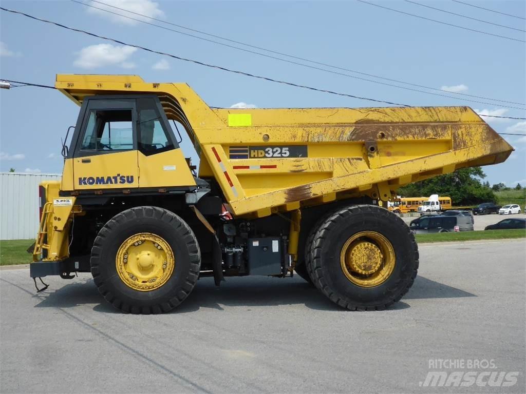 Komatsu HD325-7 Dumper a telaio rigido