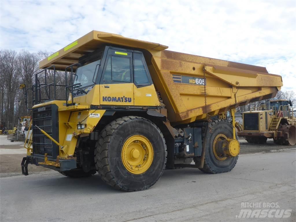 Komatsu HD605-7 Dumper a telaio rigido