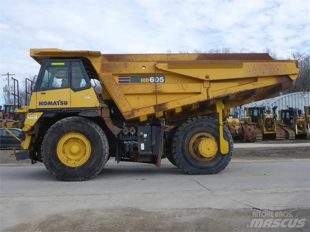 Komatsu HD605-7 Dumper a telaio rigido
