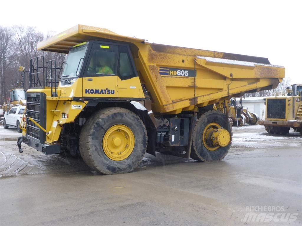 Komatsu HD605-7 Dumper a telaio rigido