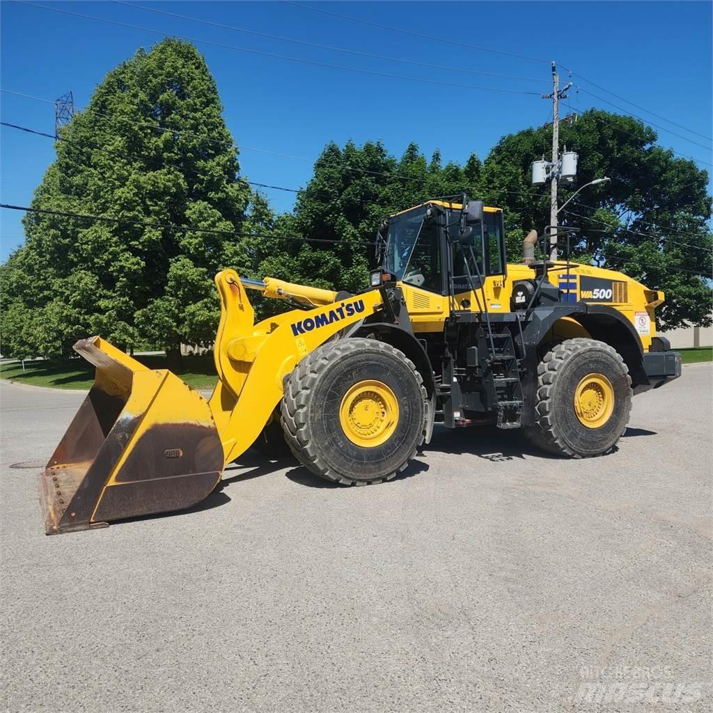 Komatsu WA500-8 Pale gommate