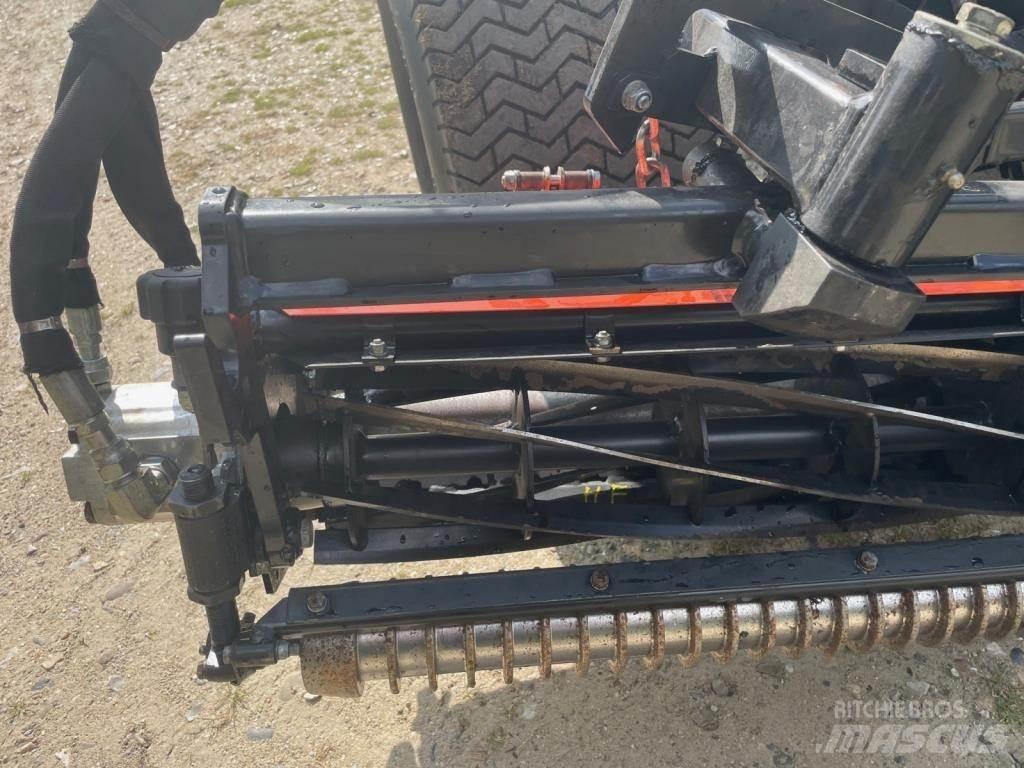 Jacobsen FAIRWAY 250 Trattorini tagliaerba