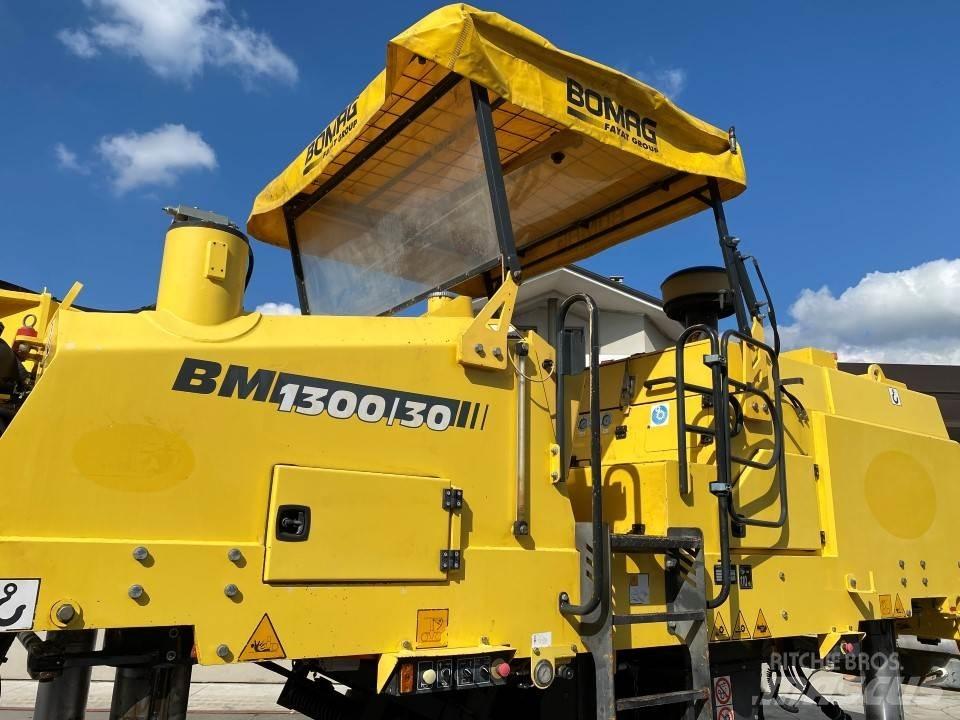 Bomag BM1300/30 Fresa a freddo per asfalto