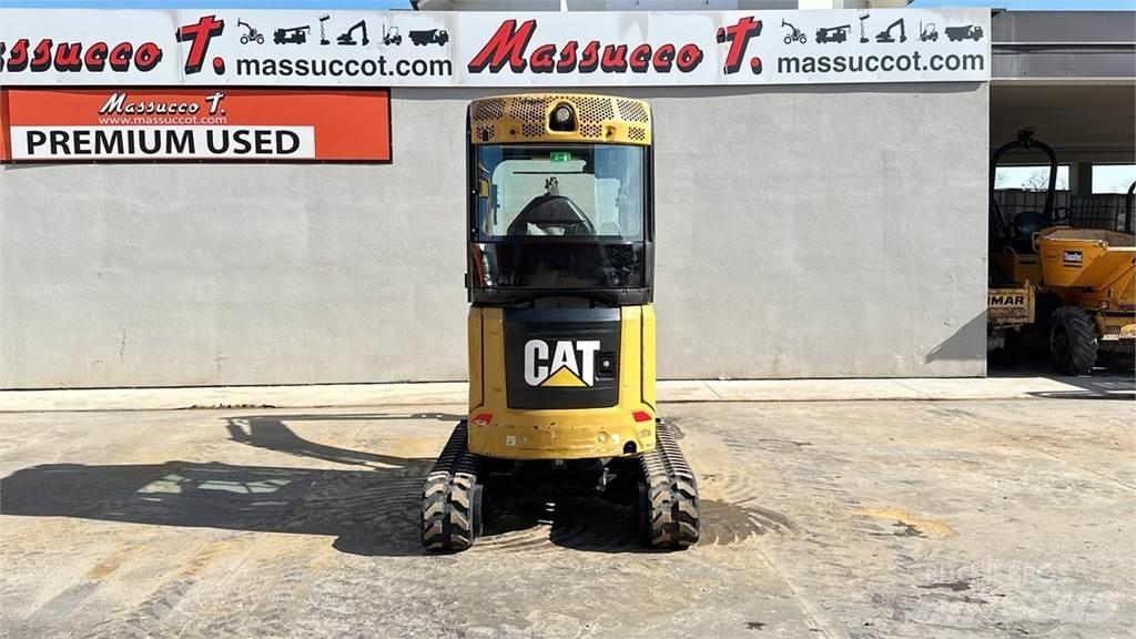 CAT 302CR Miniescavatori