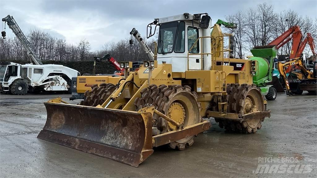 CAT 825C Dozer cingolati