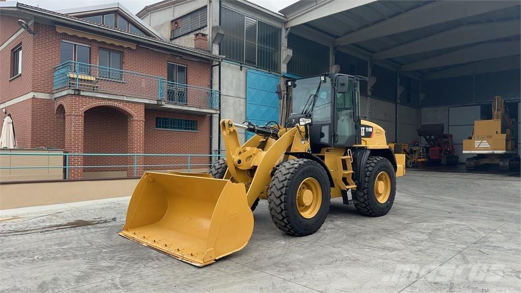 CAT 914M Pale gommate