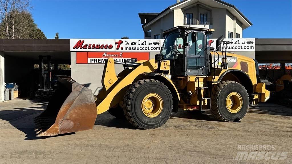 CAT 950M Pale gommate