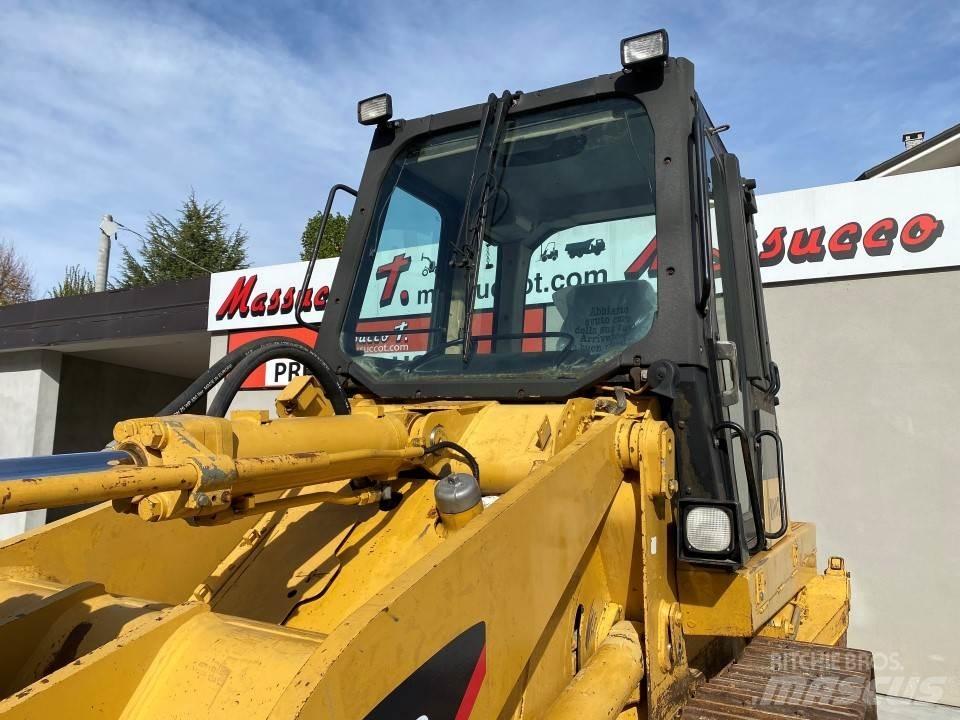 CAT 953C Pale gommate
