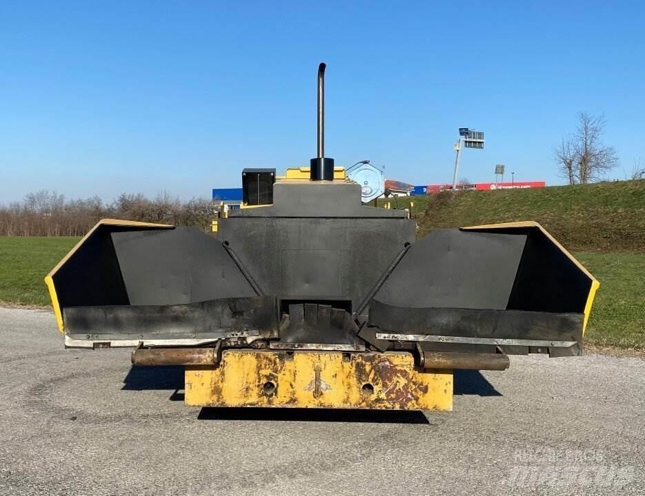 CAT BB621E Finitrici