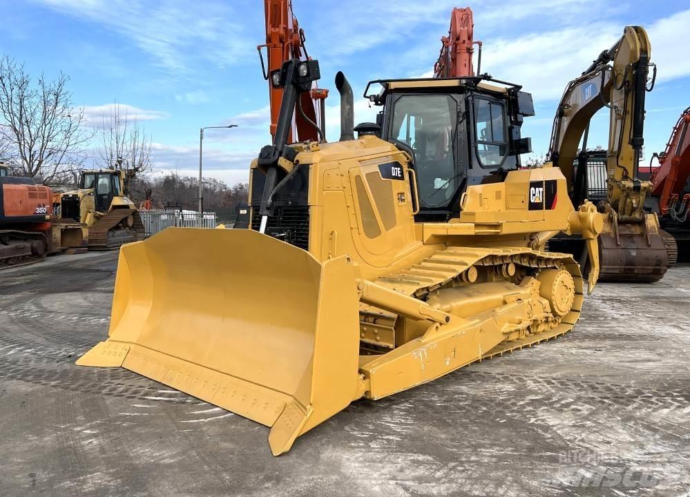 CAT D7E Dozer cingolati